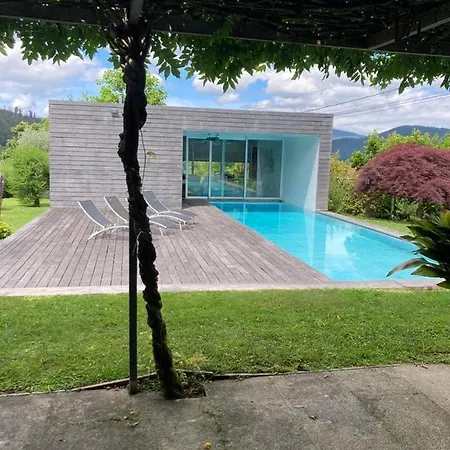 Villa Espectacular En Mondariz, Casa Mirabal Pontevedra